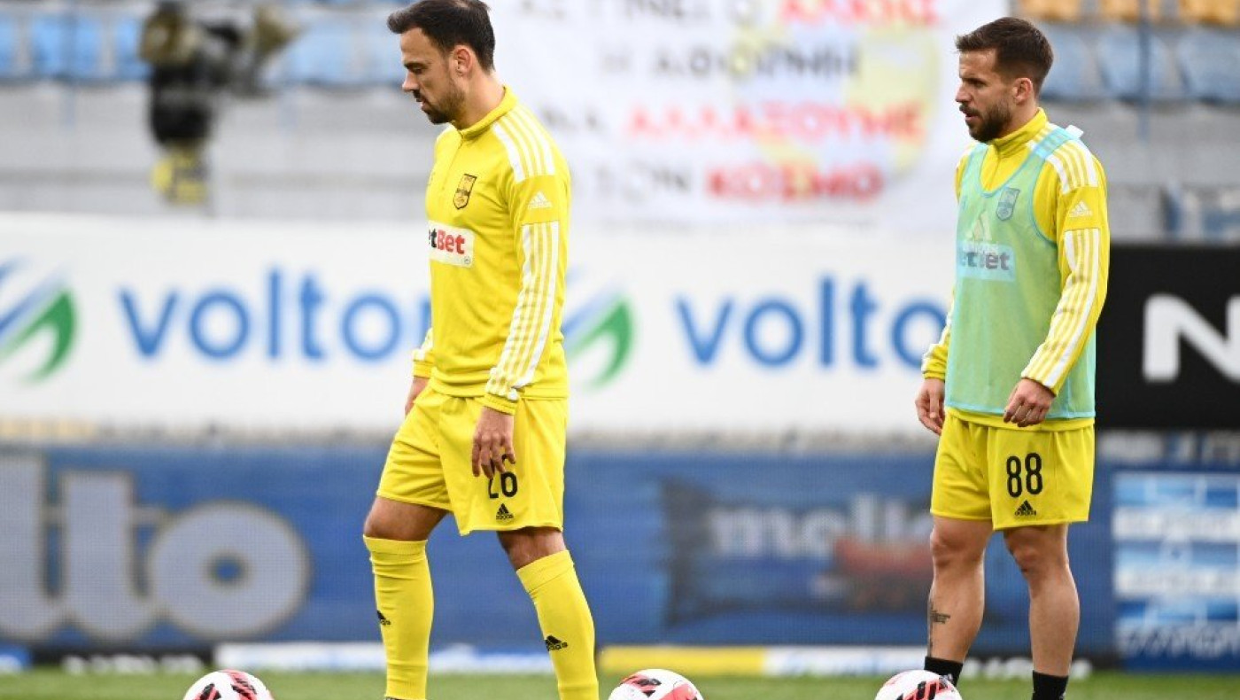 Η επιστροφή του Μπούργος φέρνει εξελίξεις στο «πάρε-δώσε»