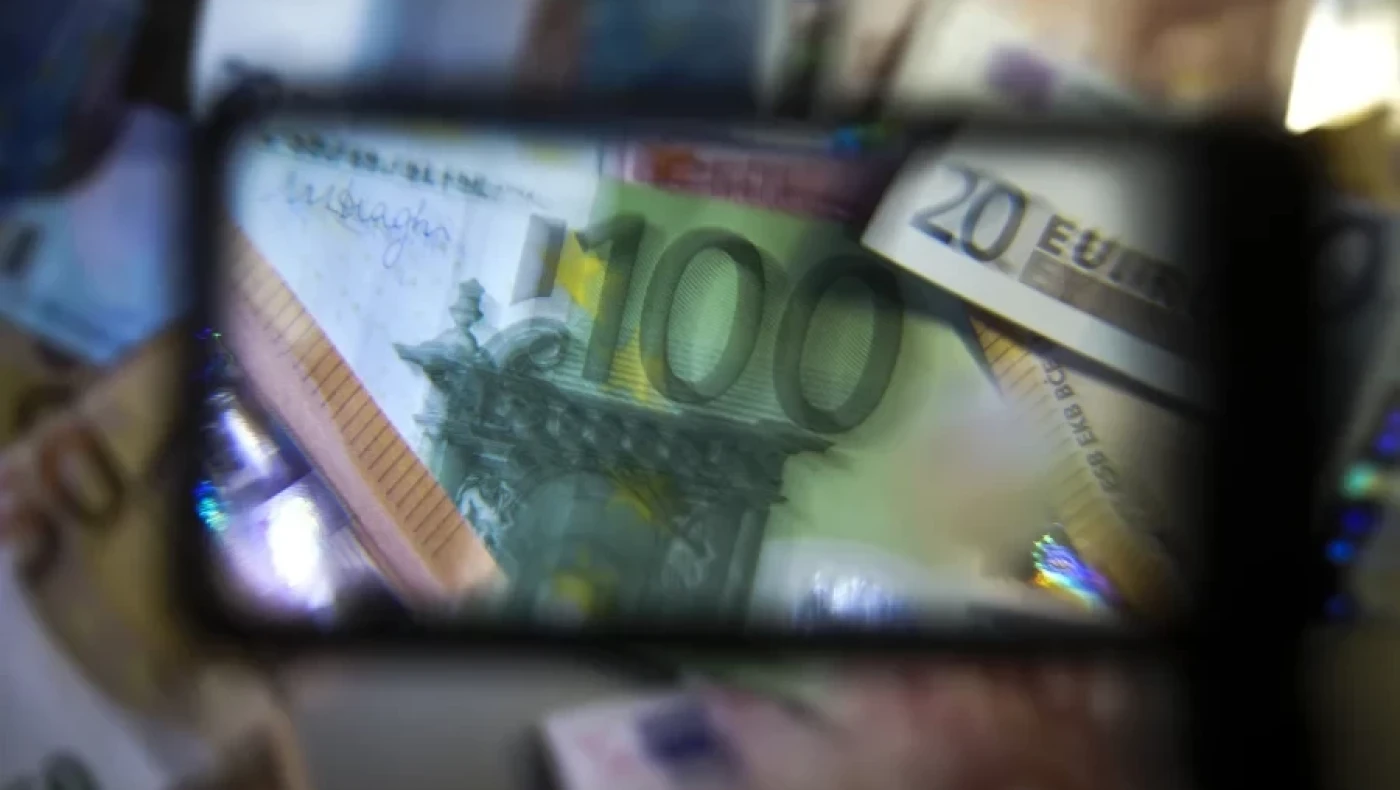 Ποιοι θα λάβουν 913 ευρώ μισθό για τους επόμενους 6 μήνες