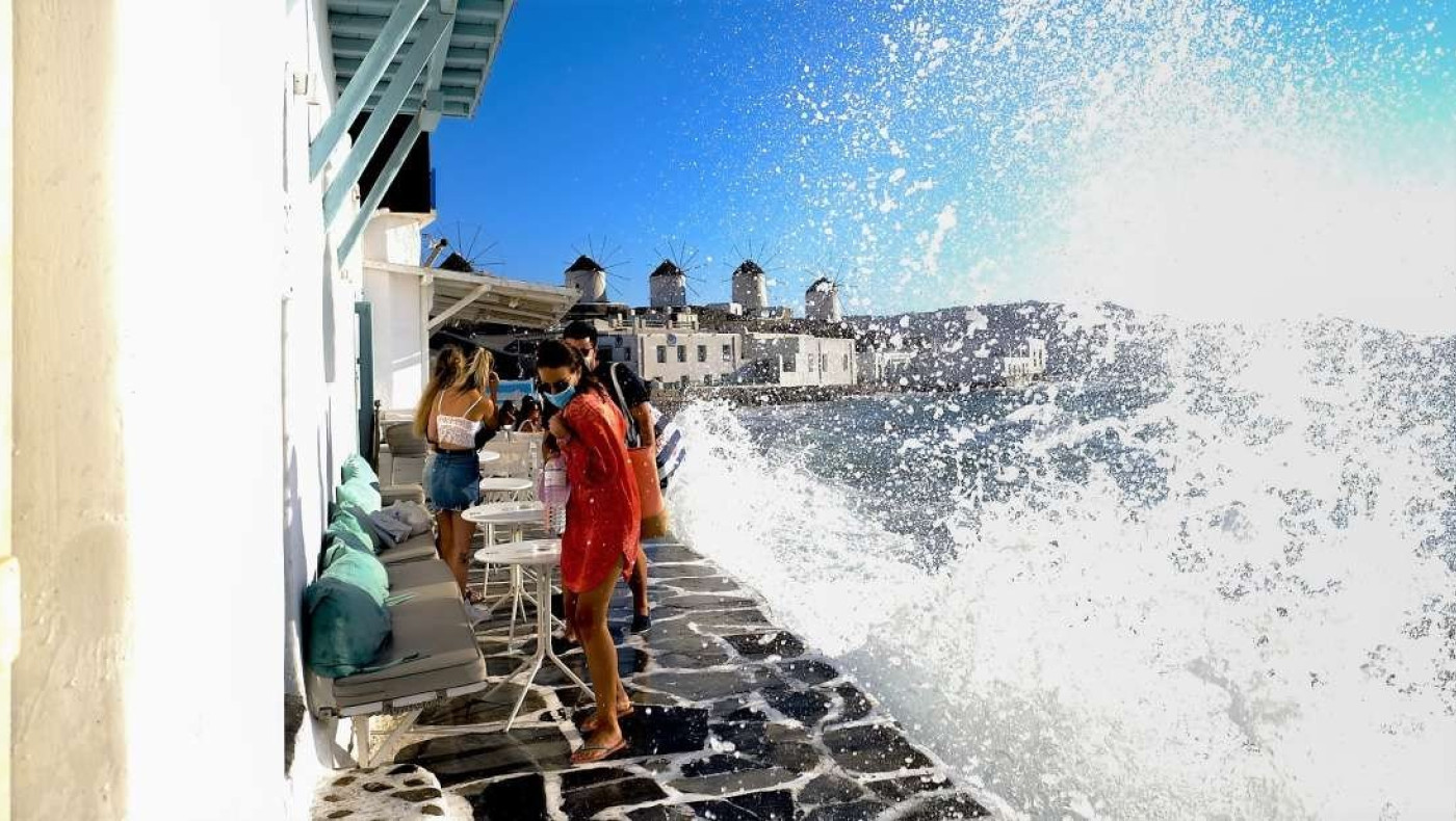 Μύκονος: «Κινδυνεύει να γίνει Κολομβία» λέει πρώην δήμαρχος
