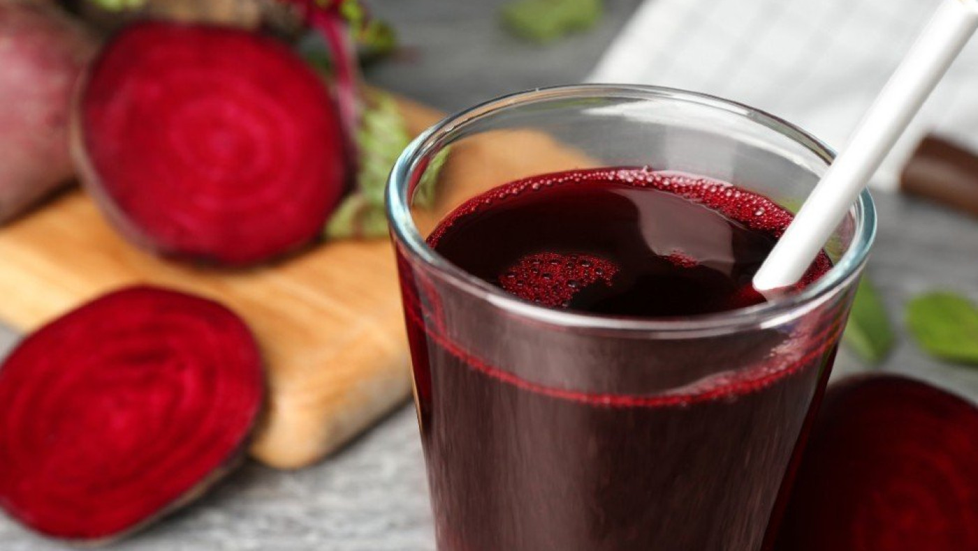 Η κόκκινη υπερτροφή που αυξάνει αντοχή και απόδοση – Ένα ποτήρι χυμός κάνει τη διαφορά