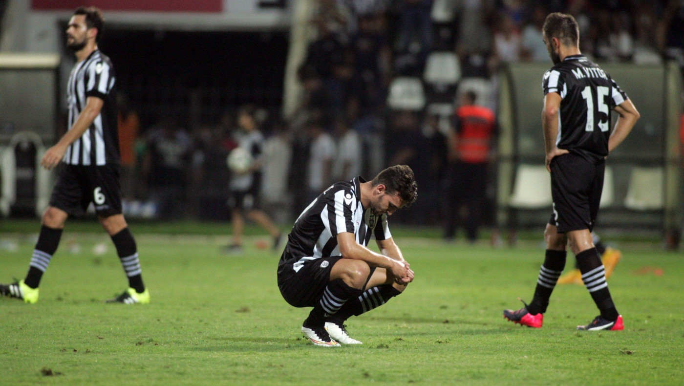 Από τον θρίαμβο στην...τρικλοποδιά!