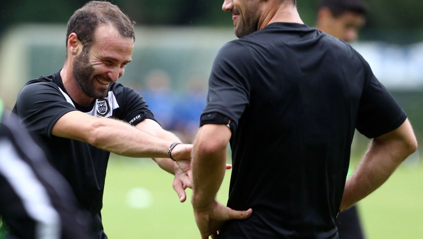 Τετ-α-τετ το αντίο από Σαλπιγγίδη