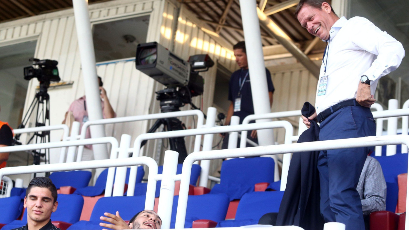 Το κοινό αγωνιστικό προσόν των Τσίμιροτ, Άντονις