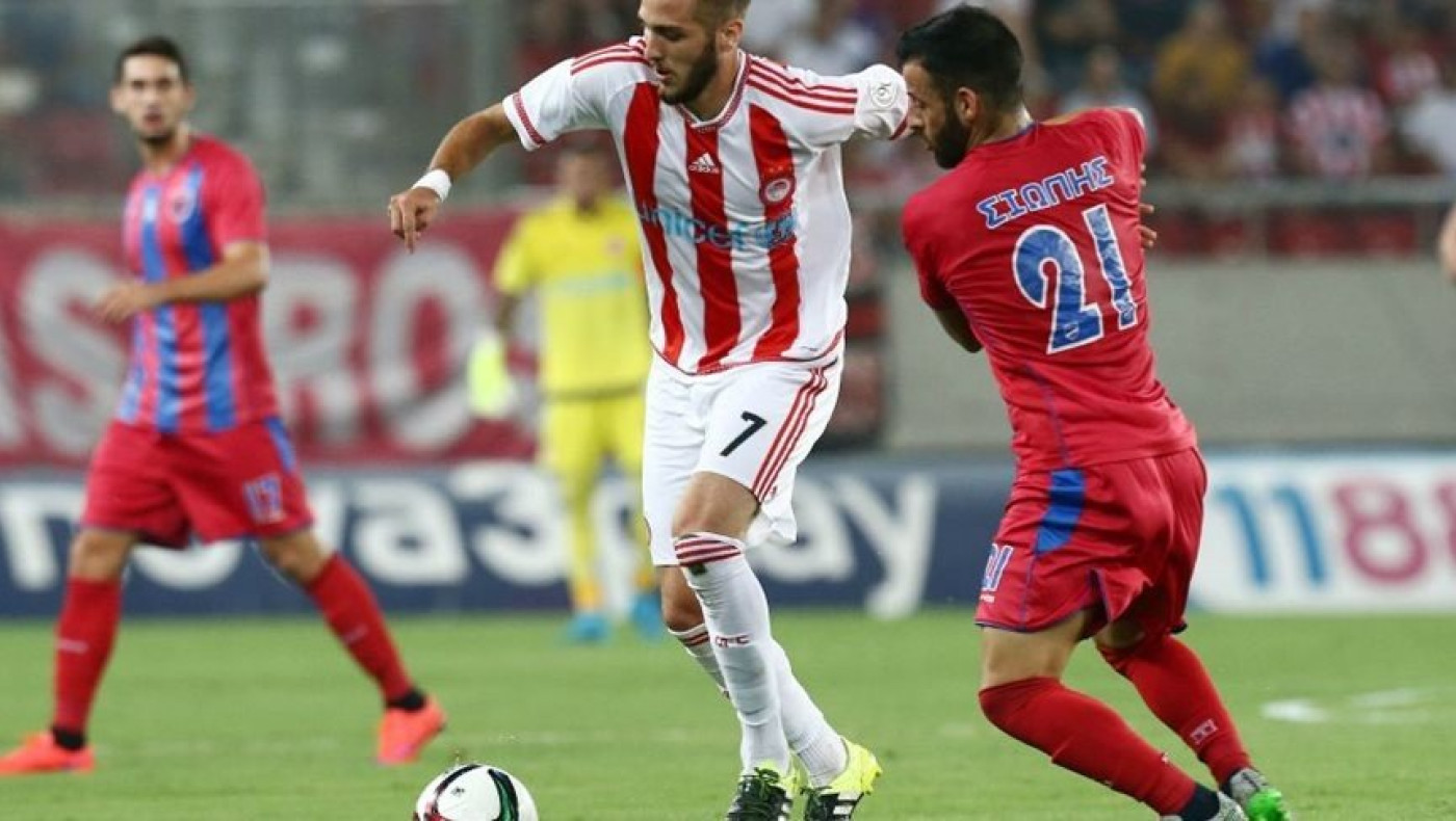 ΑΡΧΙΣΑΜΕ! Δύο... χέρια στο γκολ του Ολυμπιακού! (video)