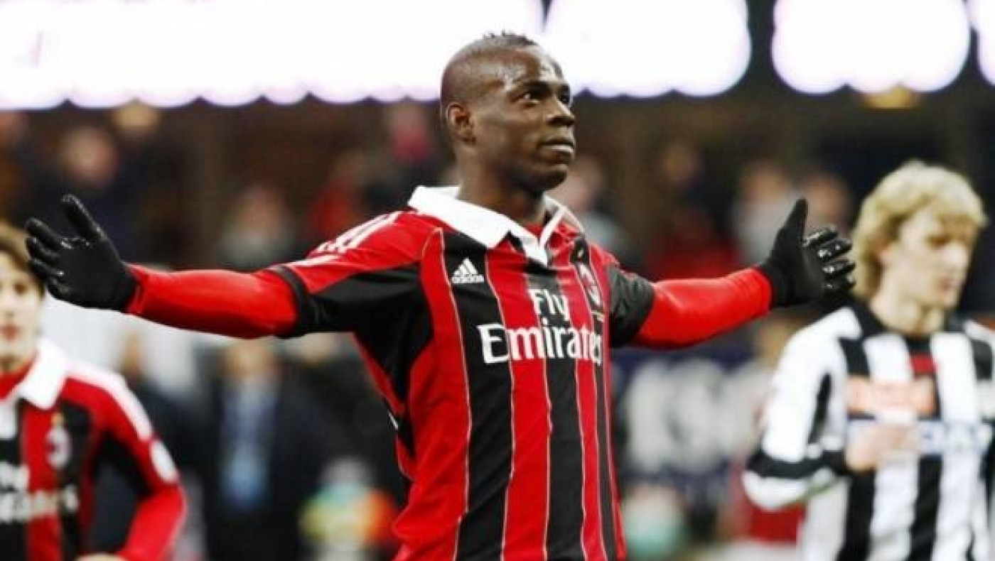 Μπαλοτέλι και επίσημα στη Μίλαν