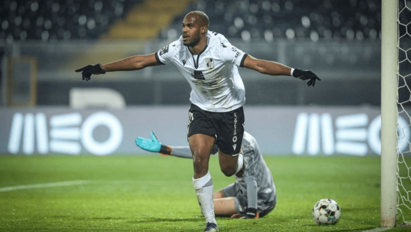 Άρης: Όλο το βάρος στον επιθετικό -Κοντά και σε κεντρικό χαφ από την Ιβηρική