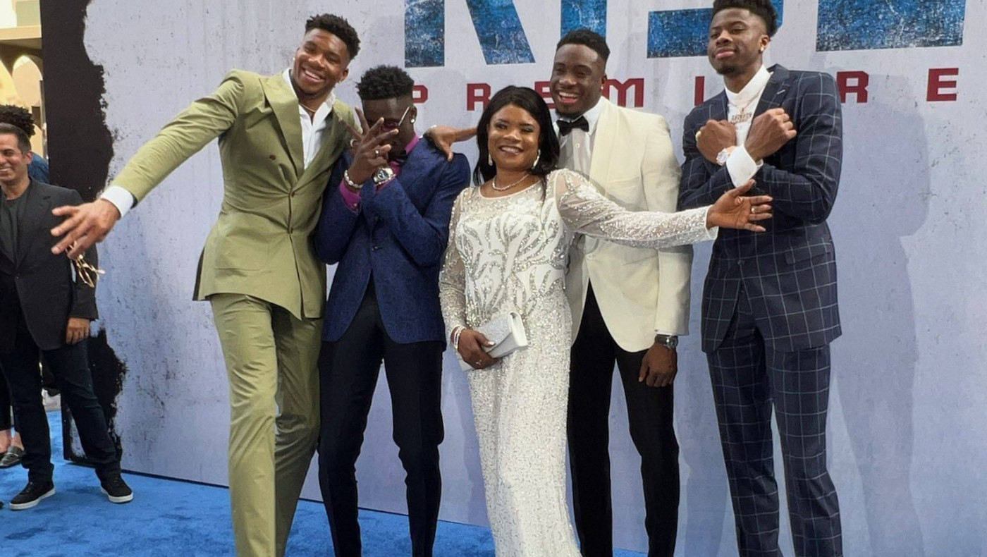 Επιχειρήσεις Αντετοκούνμπο και Premia εξαγόρασαν το Village Shopping