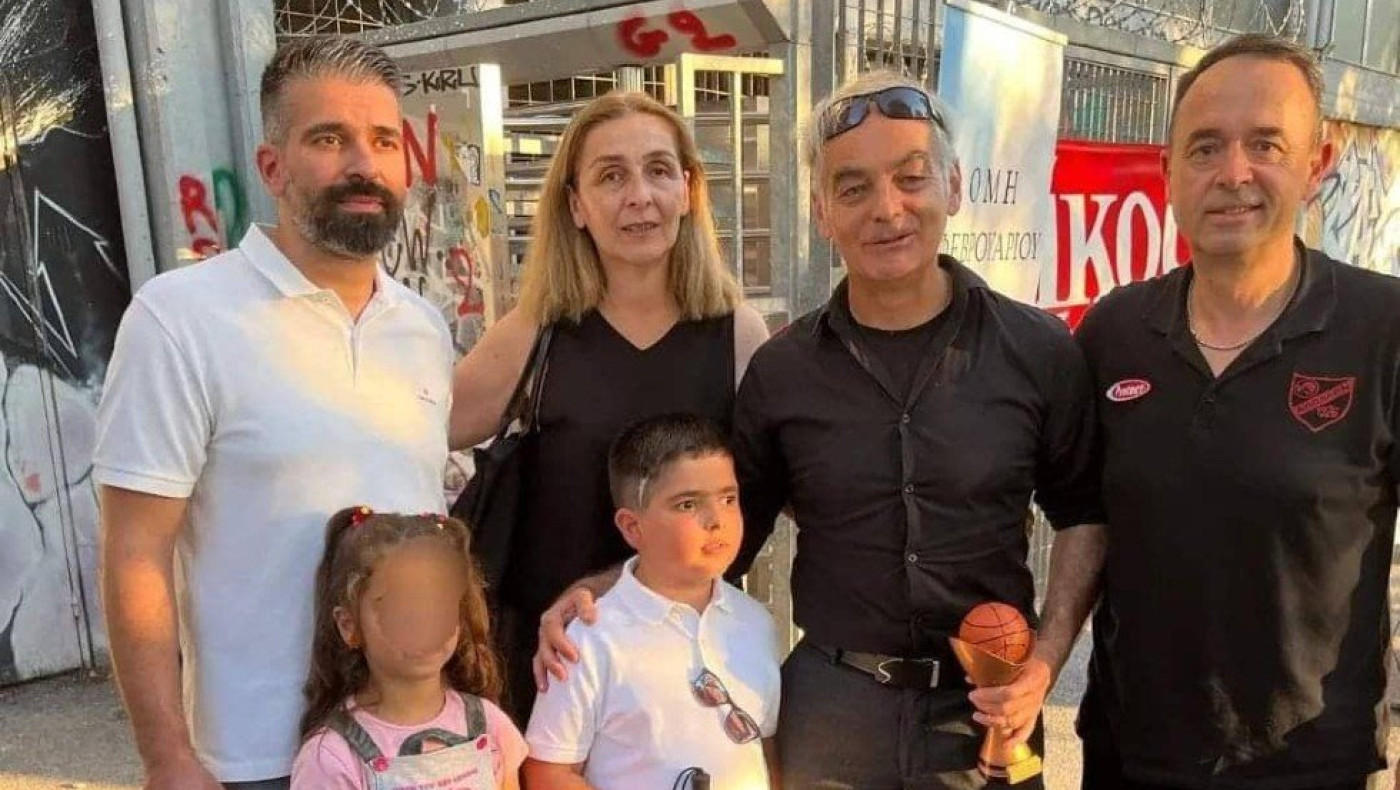 Συγκίνηση στην Καλαμαριά με τον πατέρα του Άλκη και τον μικρό Λέανδρο!