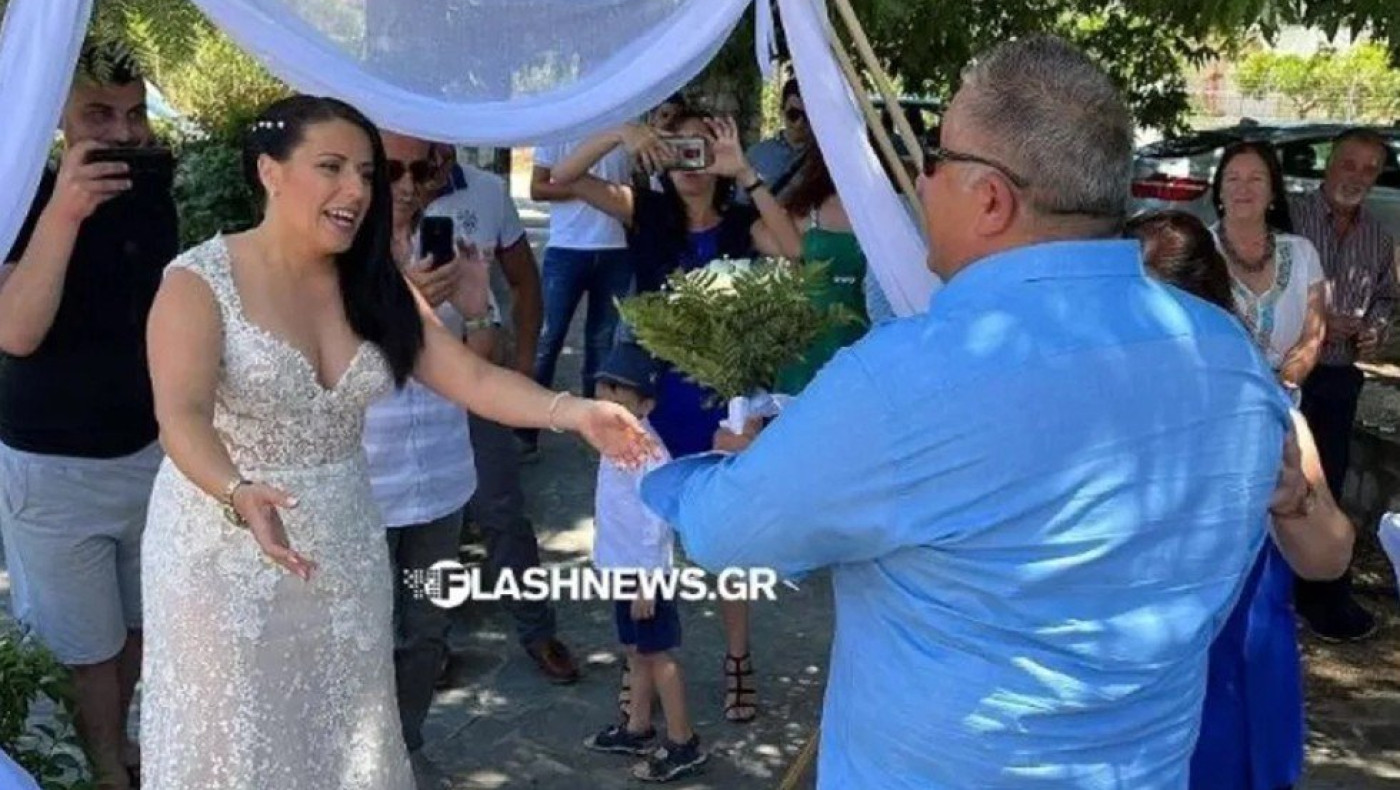 Πήγε στην εκκλησία για βάφτιση και έφυγε… γαμπρός στην Κρήτη