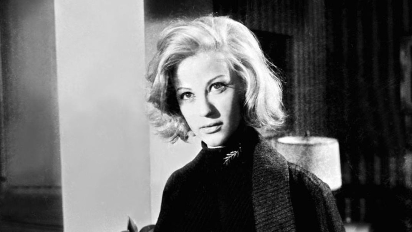 Όταν η Ζωή Λάσκαρη φίλησε στο στόμα τη Μαρινέλλα -Flashback στη δεκαετία του '90