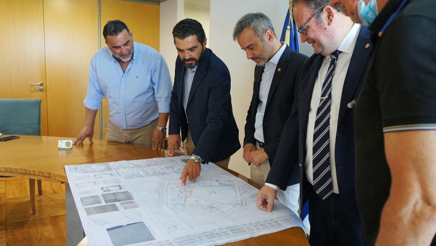 Nέα Τούμπα: Συνάντηση Ζέρβα στο Δημαρχείο Θεσσαλονίκης με τους εκπροσώπους των εταιριών