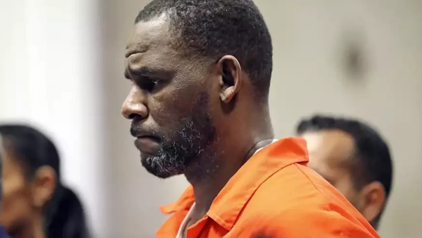 Kelly: Φυλάκιση 30 χρόνων για σεξουαλική κακοποίηση