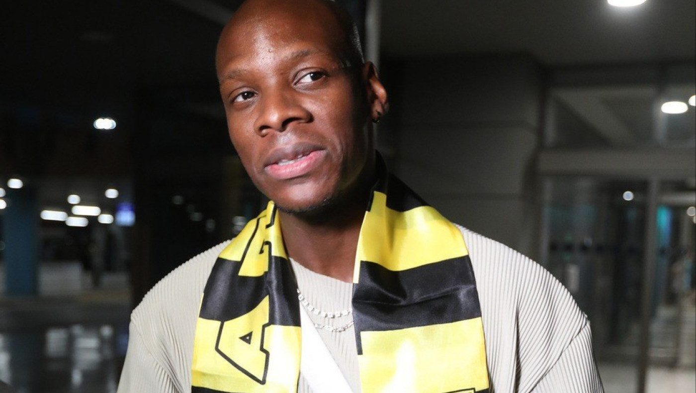 Αρης: Εφτασε στη Θεσσαλονίκη ο Νταμπό