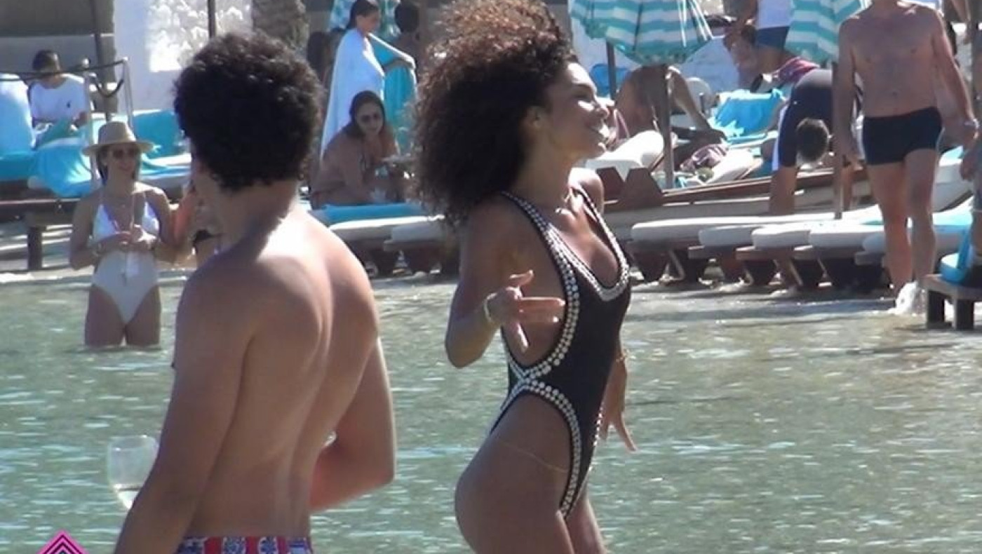 Μύκονος: «Λιποθυμίες» από τον σέξι χορό της Ζεσικά Αϊντί Βεράτι