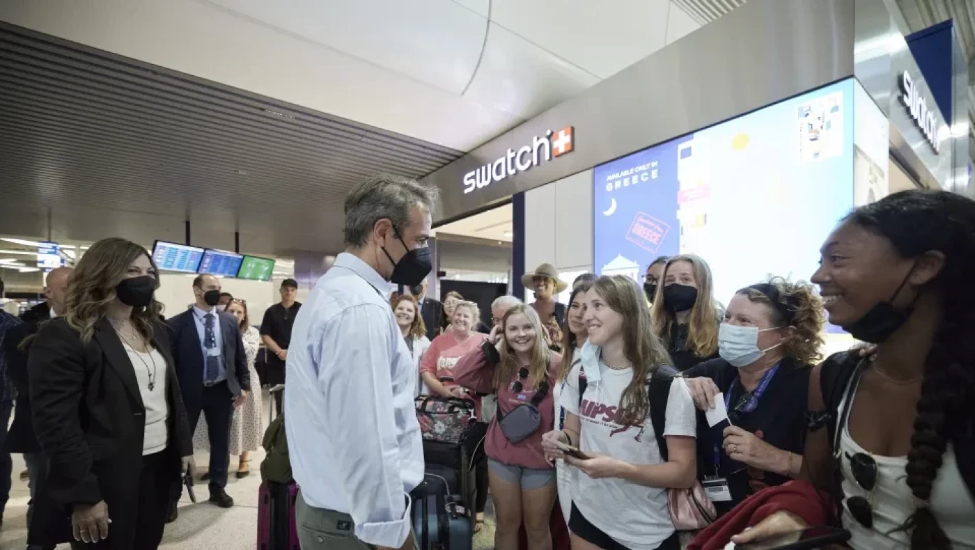 Κυριάκος Μητσοτάκης: Τουρίστριες δεν ήξεραν ποιος είναι