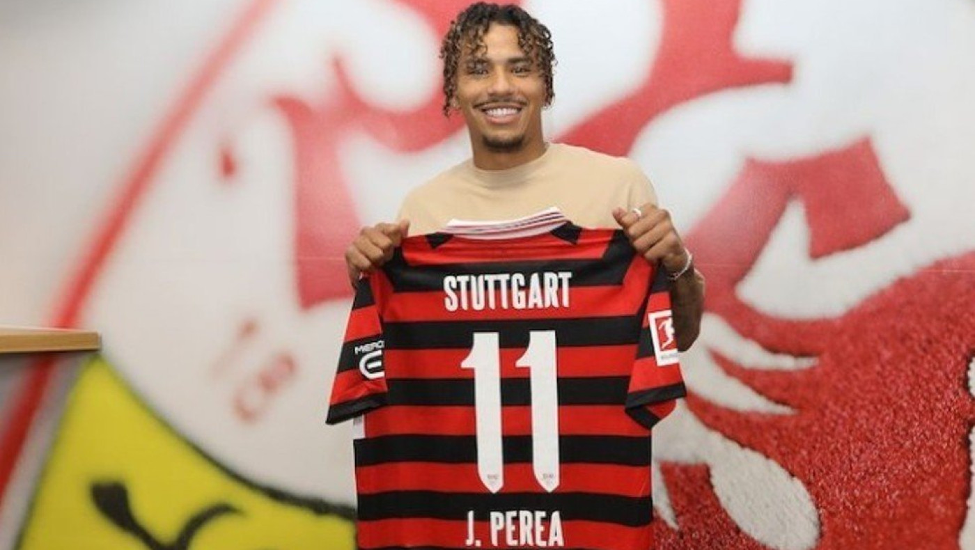 Περέα: Με χαμόγελο στην πρώτη προπόνηση της Στουτγκάρδης