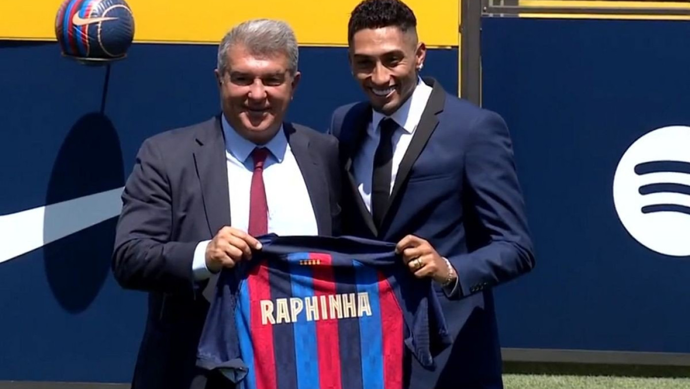 Παρουσιάστηκε και επίσημα από την Μπαρτσελόνα ο Ραφίνια