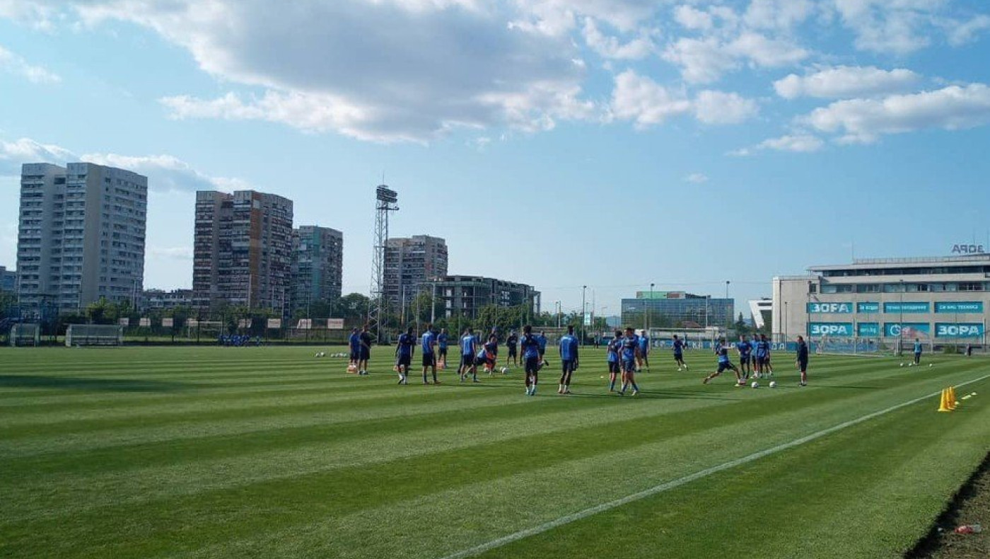 Η τελευταία προπόνηση της Λέφσκι πριν το παιχνίδι με τον ΠΑΟΚ