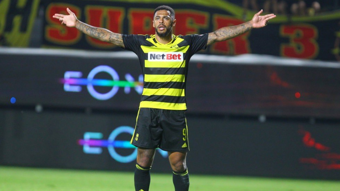 Αγγελούδης: «Δεν συγκρίνονται Γκρέι και Καμαρά, ο ένας βάζει γκολ, ο άλλος βοηθούσε αλλού»