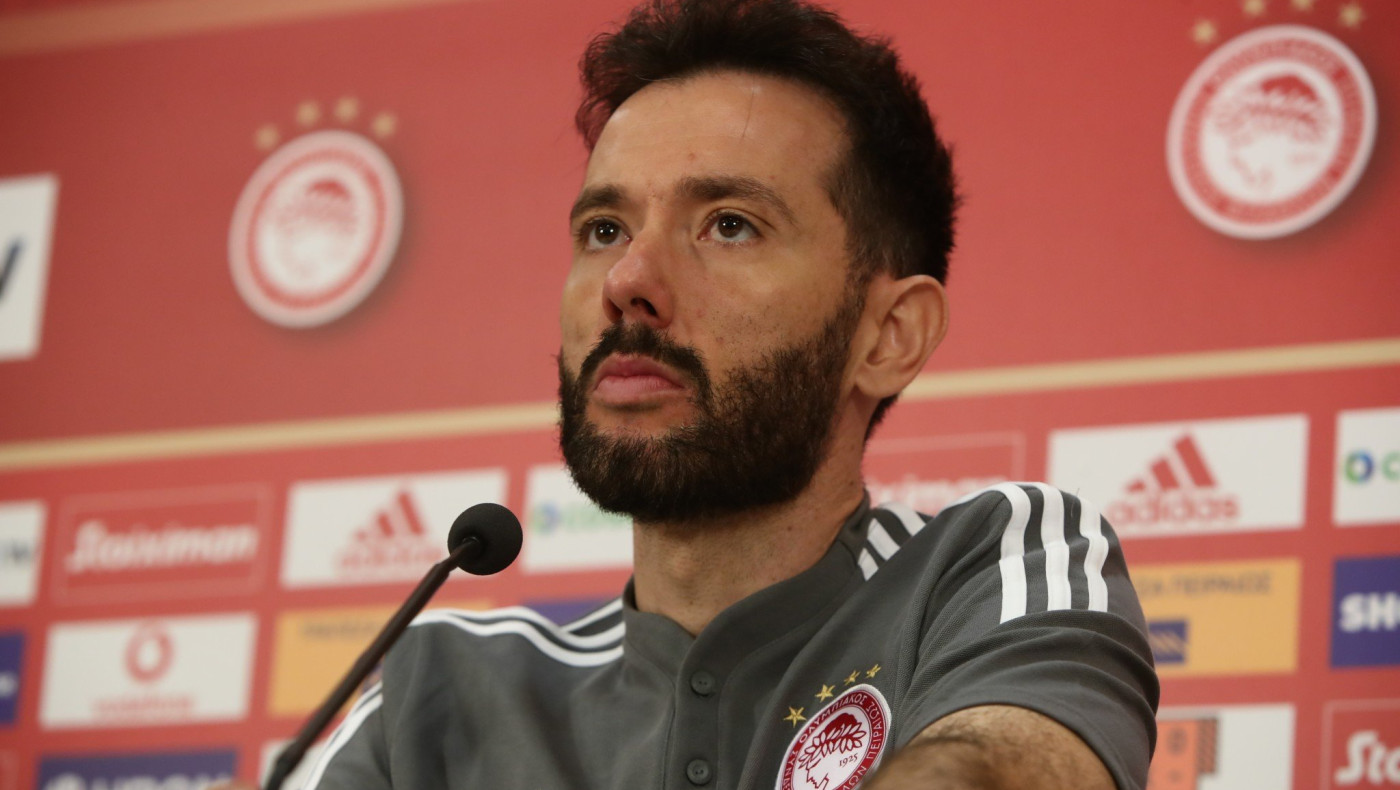 Κάρλος Κορμπεράν: «Έχω μεγάλη ευθύνη, νοοτροπία νικητή και γι' αυτό κάθομαι εδώ»