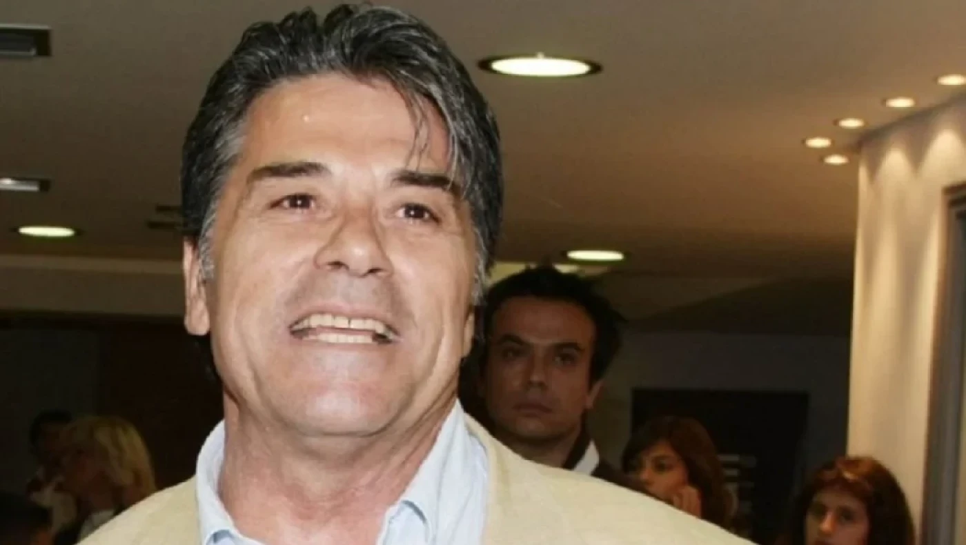 Οι λόγοι που εξαφανίστηκε ο Μιχαλόπουλος από τον καλλιτεχνικό χώρο