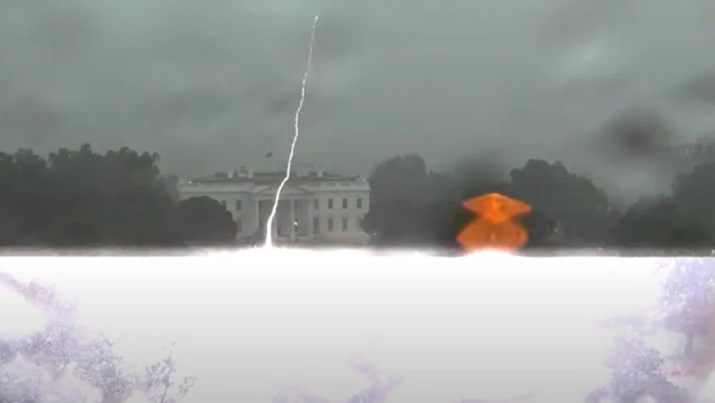 Βίντεο με τη στιγμή που κεραυνός «χτυπάει» κοντά στον Λευκό Οίκο