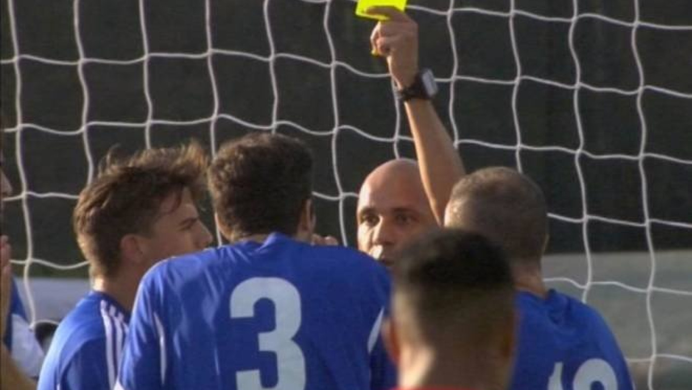 Το πιο... κουφό πέναλτι όλων των εποχών! (video)