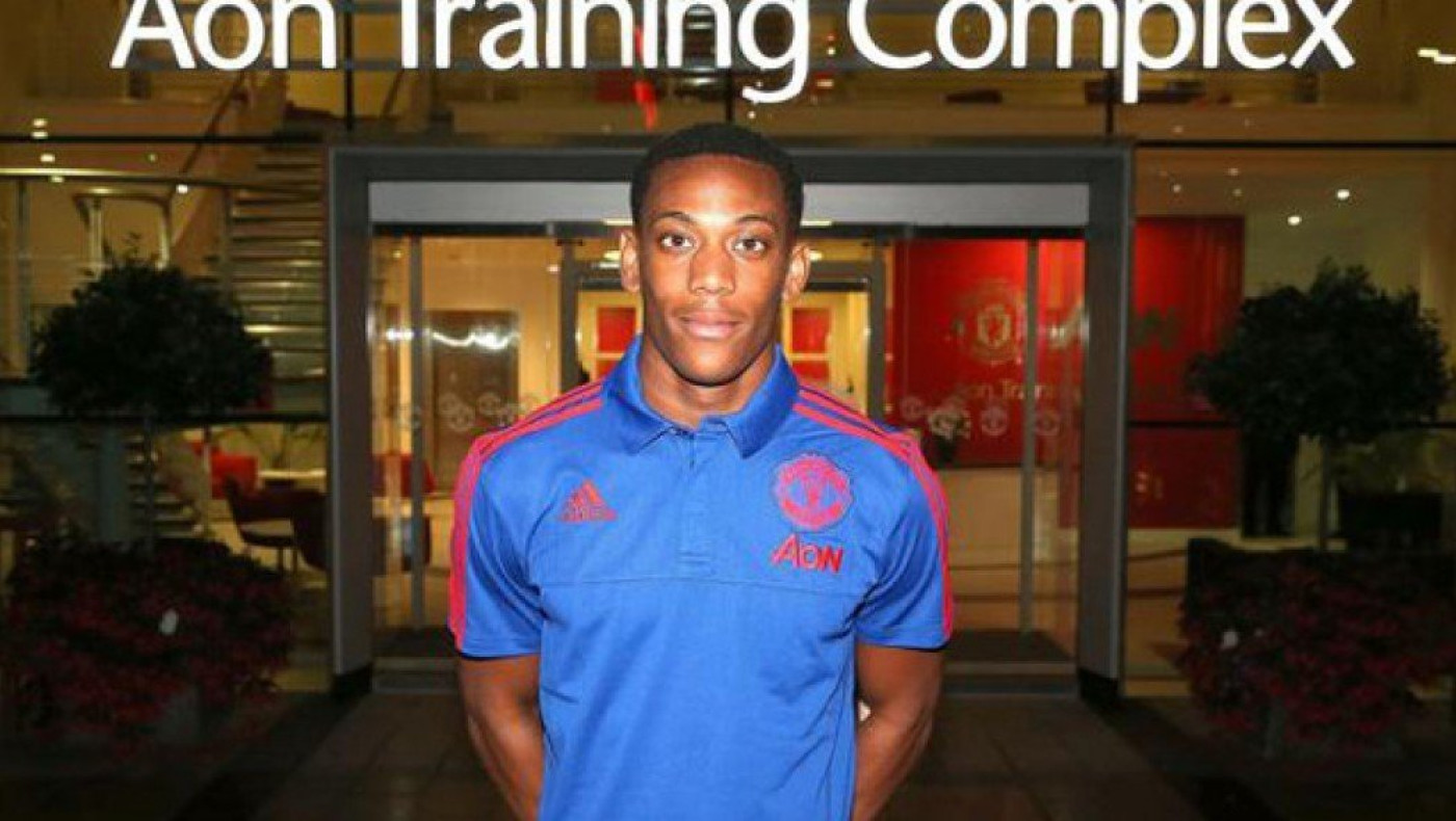 «Τριπλασίασε την προσφορά της η Γιουνάιτεντ»