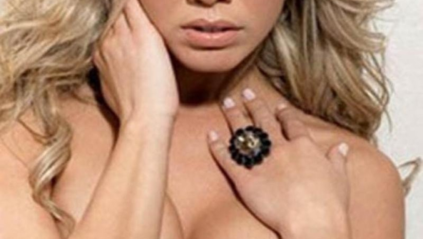 Ποια Ελληνίδα προκαλεί λέγοντας: «Θέλω σeξ κάθε μέρα;» 