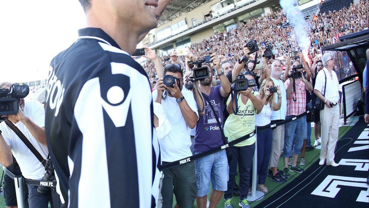 Τρεις ερωτήσεις και τρεις απαντήσεις για τον σταρ!