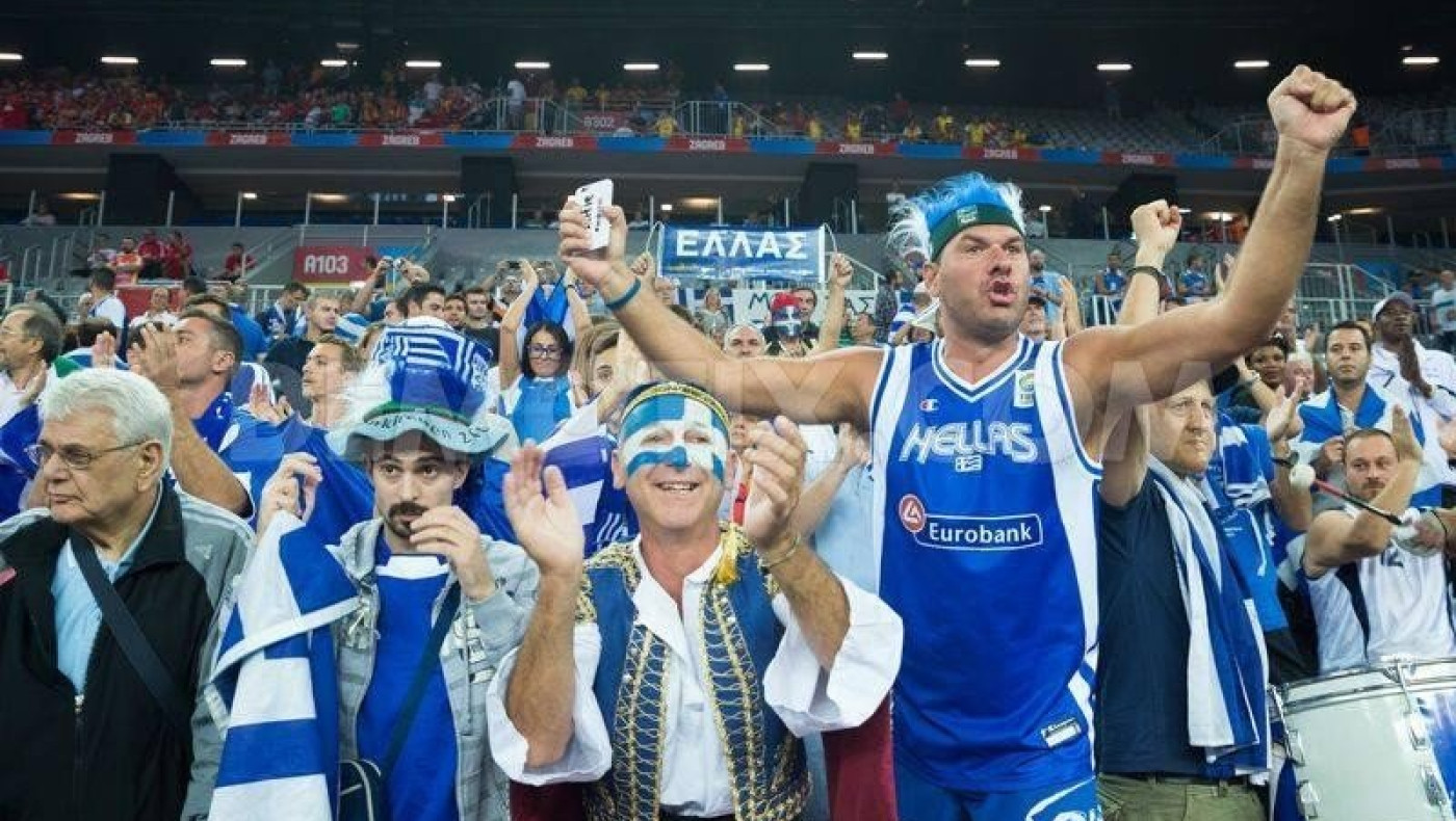 Ποιον διεθνή παίκτη ζητούν οι «Πελαργοί» για πρωθυπουργό (video)