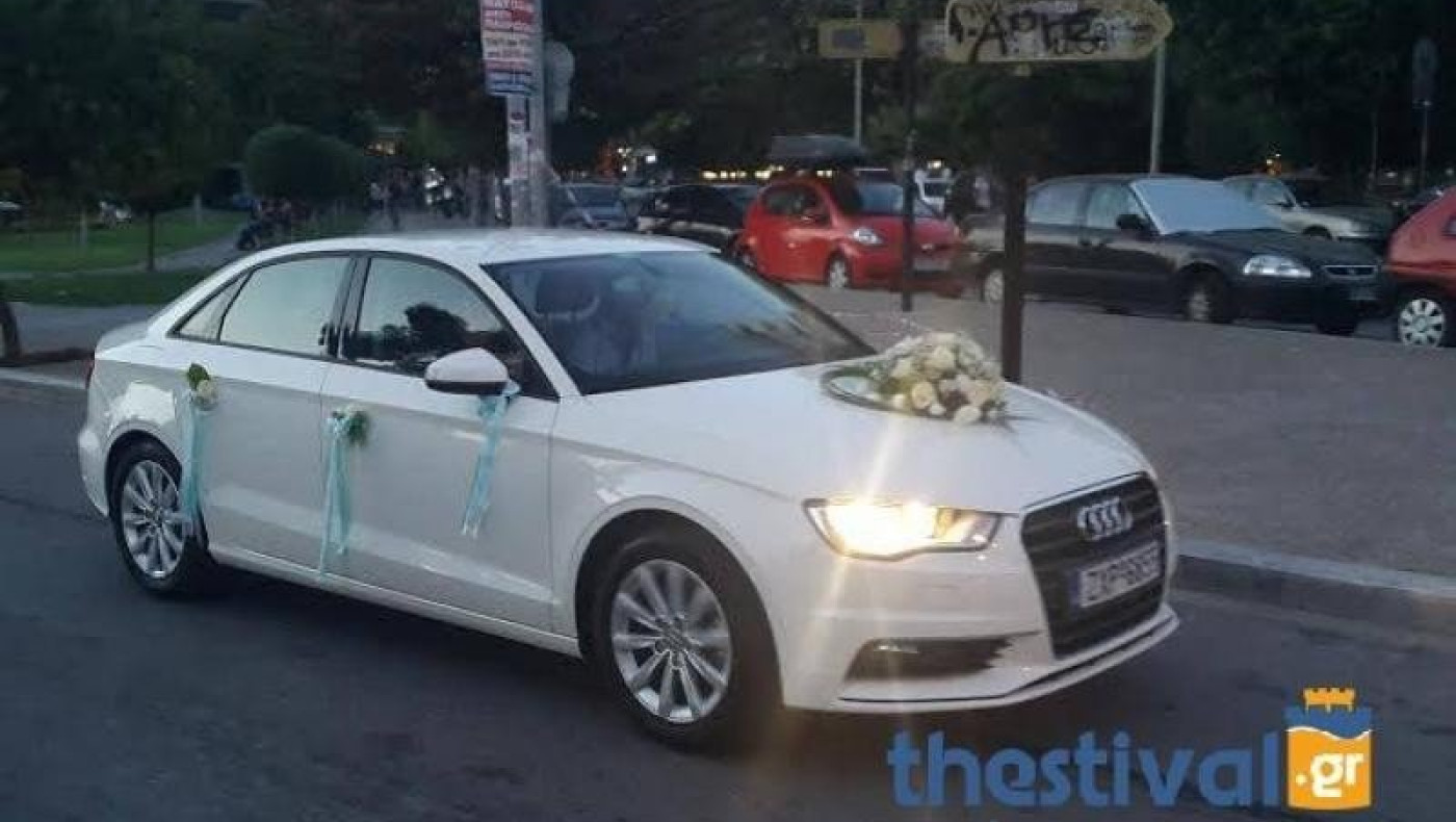 Νεόνυμφοι κόλλησαν στην πορεία, αλλά οι διαδηλωτές τους έκαναν χώρο να περάσουν!