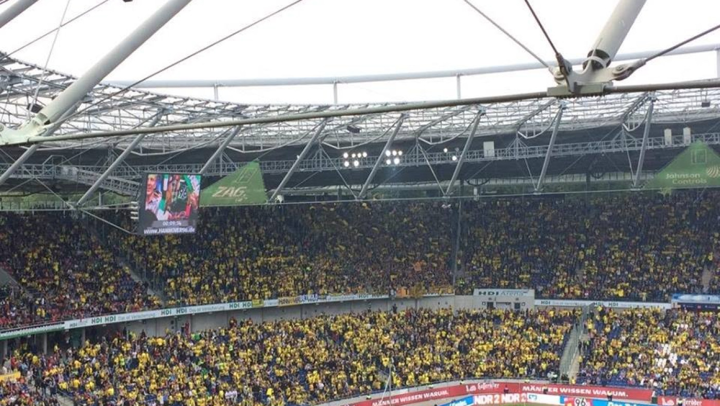 «Κιτρίνισαν» την AWD Arena οι οπαδοί της Ντόρτμουντ!