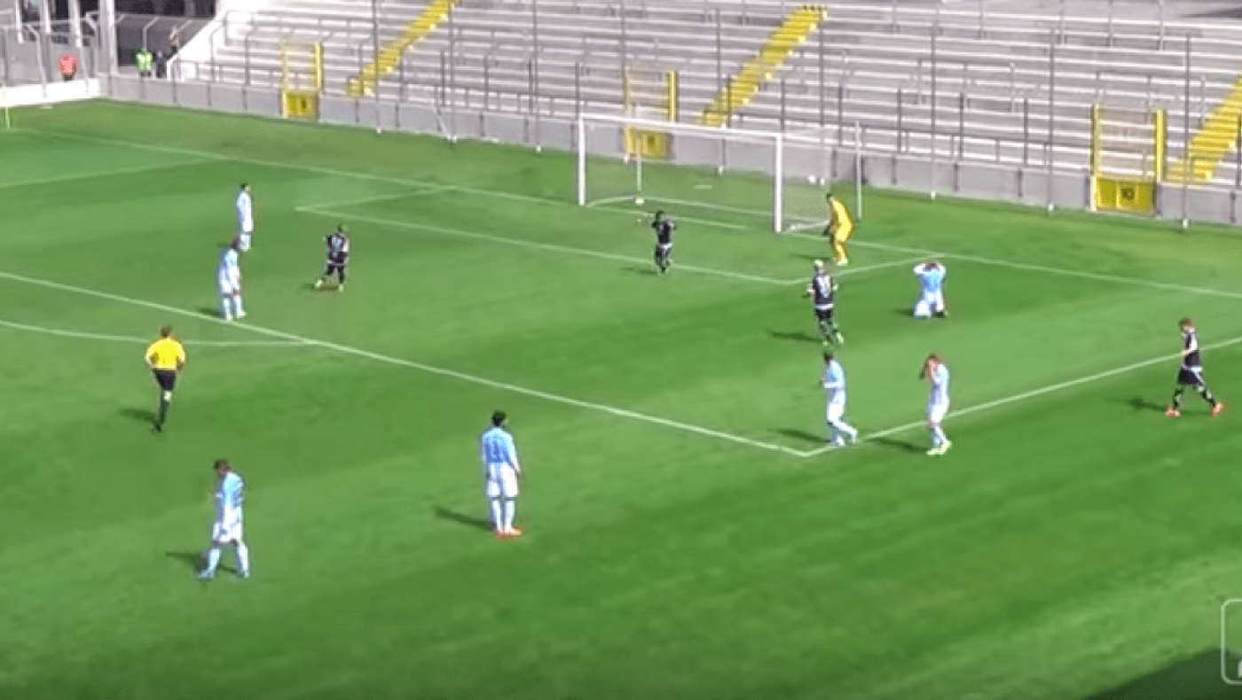 Αυτογκόλ για γέλια και για κλάματα (video)