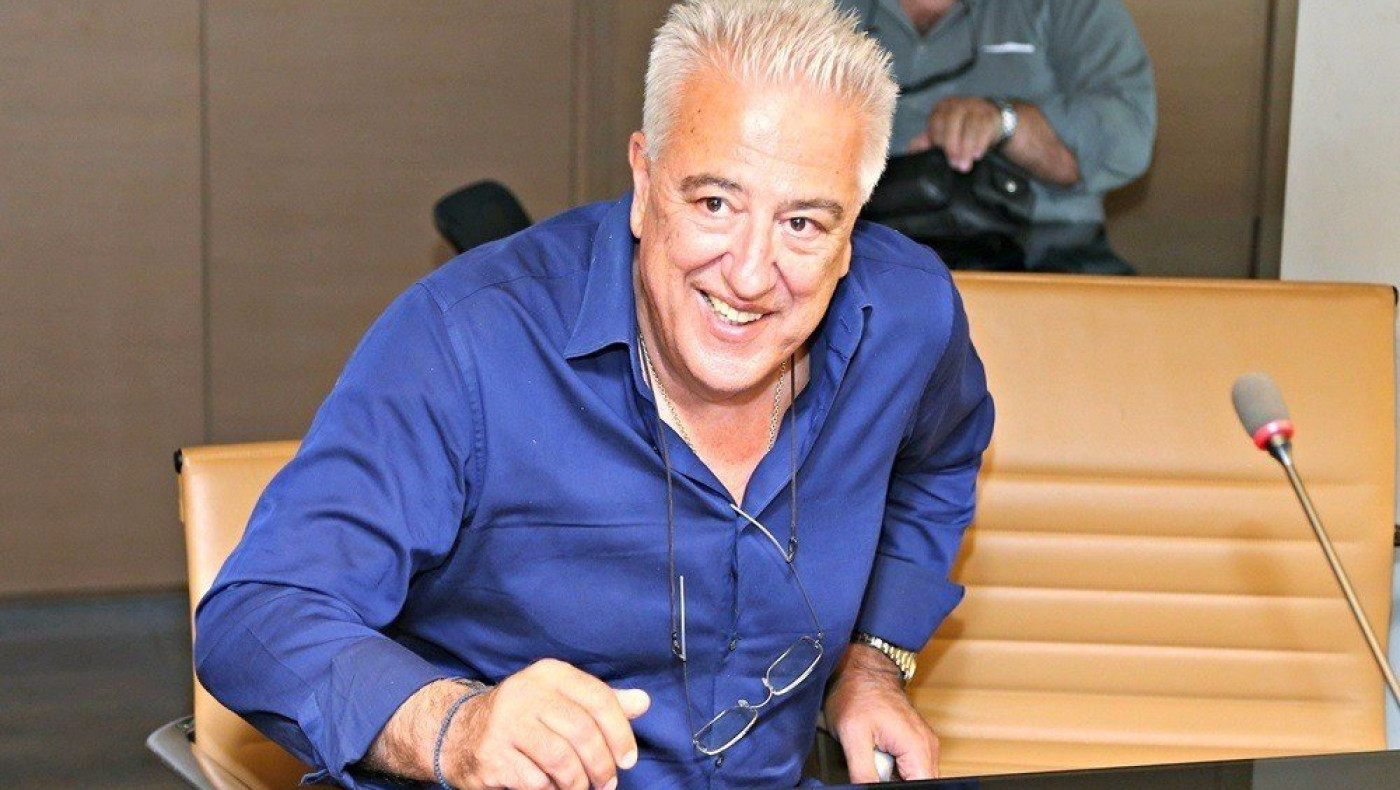 Αρβανιτίδης με τις ευλογίες των δυτικών συνοικιών 