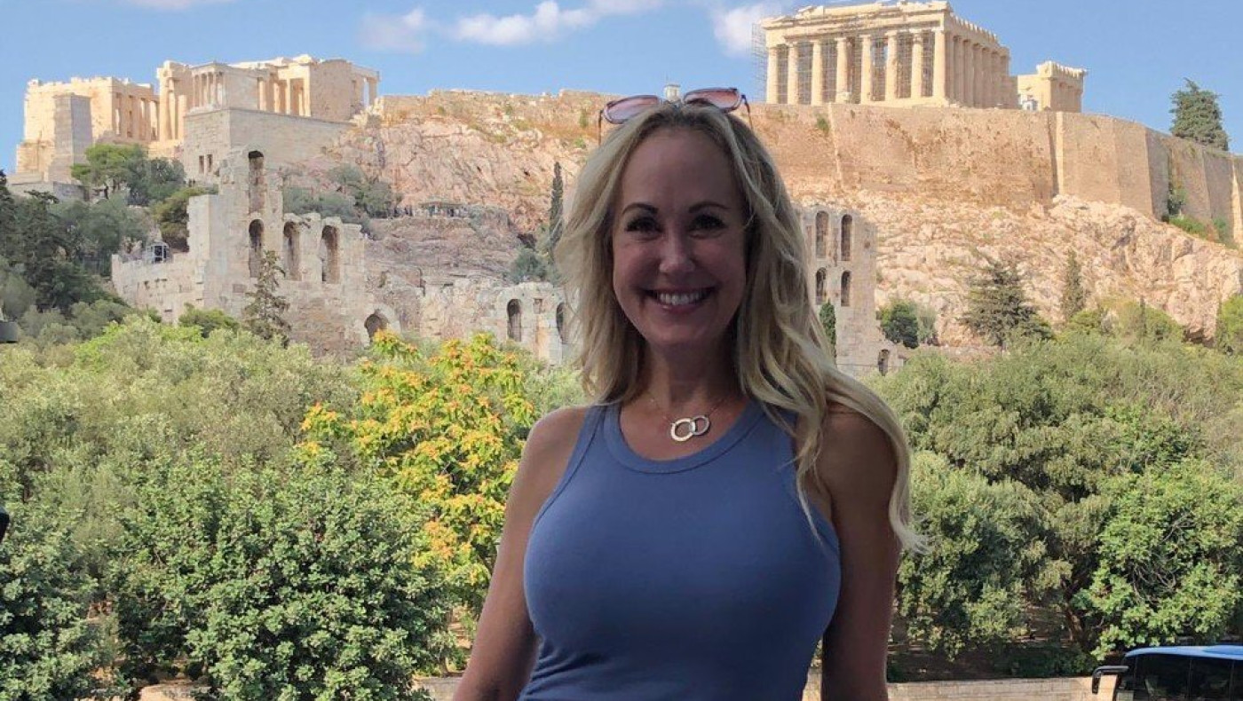 Brandi Love: Στην Ακρόπολη η γνωστή πορνοστάρ και το... ευχαριστώ στα σώματα ασφαλείας