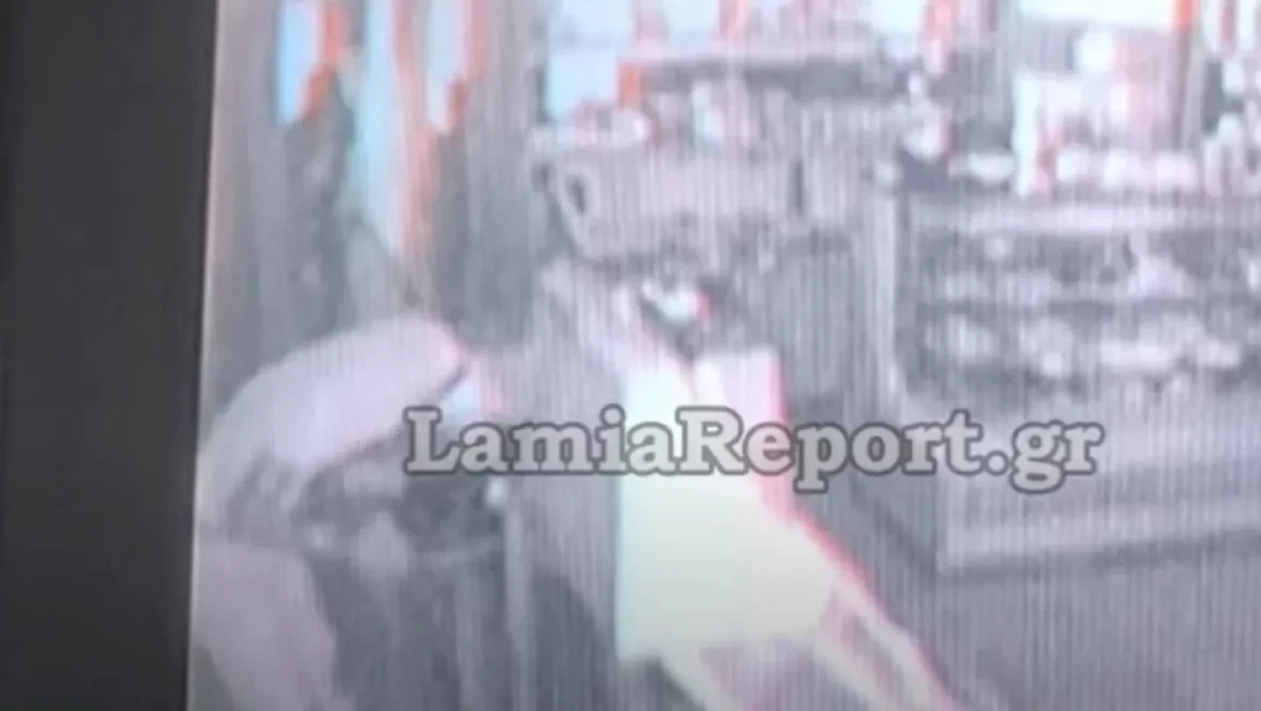 Λαμία: Διαρρήκτες σε ζαχαροπλαστείο πήραν χρήματα και... γλυκά!