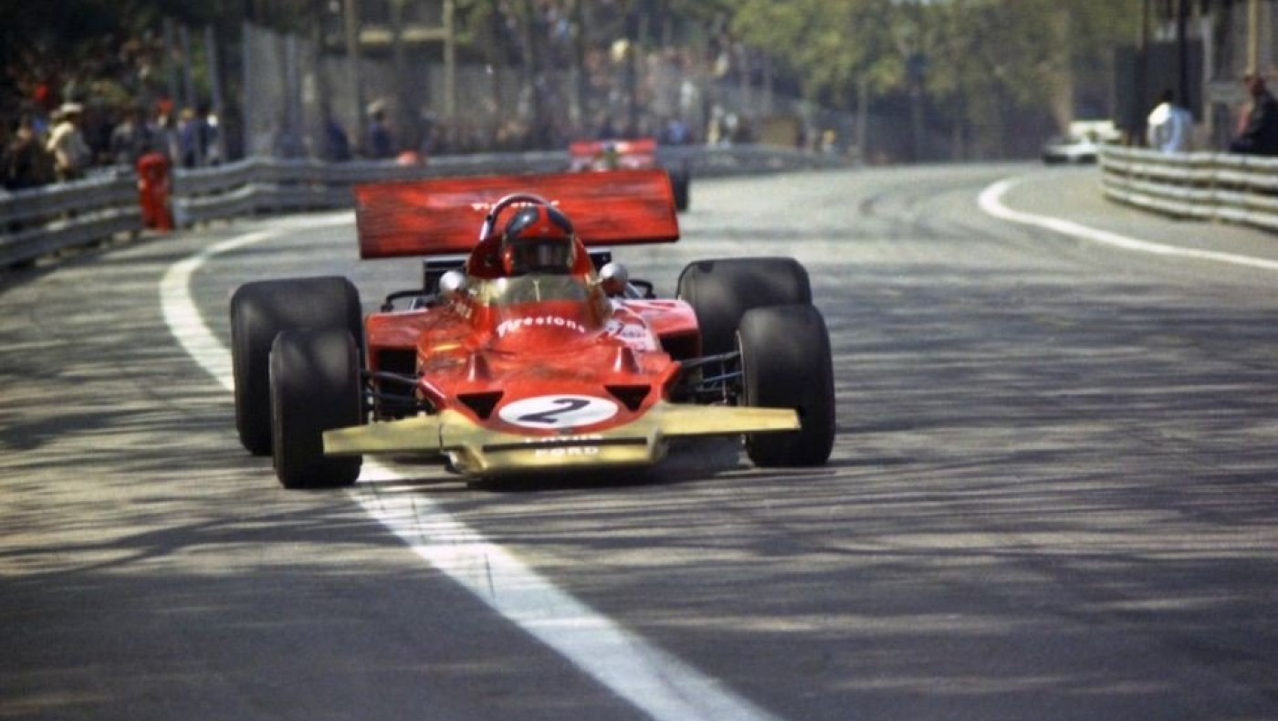 Πρώην πρωταθλητής της Formula 1 υποψήφιος με ακροδεξιό κόμμα στην Ιταλία