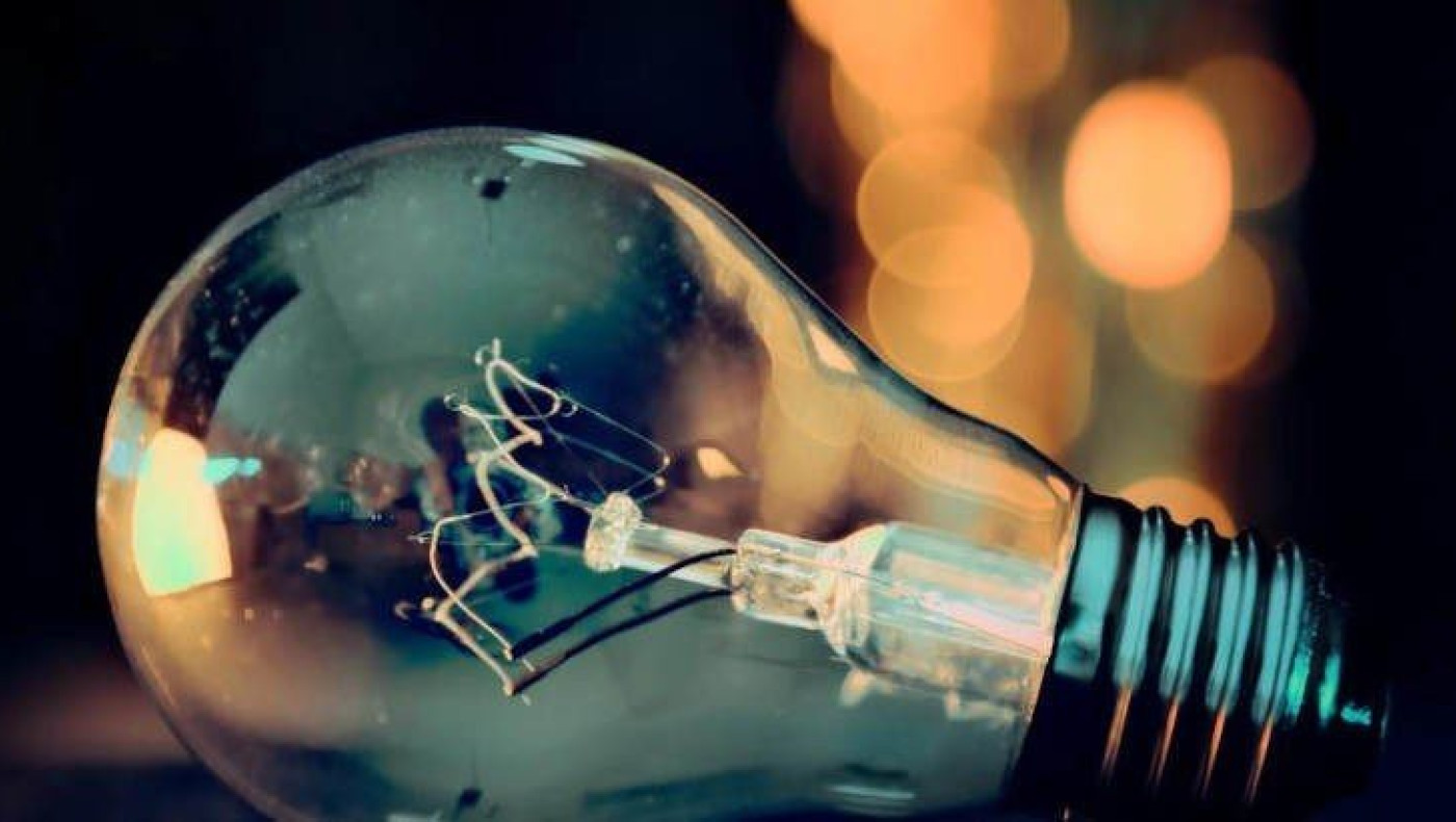 «Ηλεκτροσόκ» η τιμή του ρεύματος- Ανατιμήσεις σε βασικά τρόφιμα