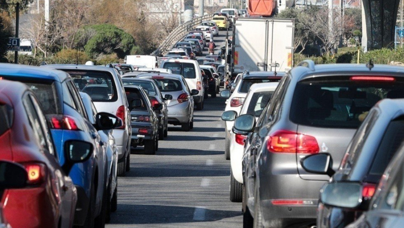 Επιστρέφονται πινακίδες, άδειες οδήγησης και άδειες κυκλοφορίας ενόψει Πάσχα