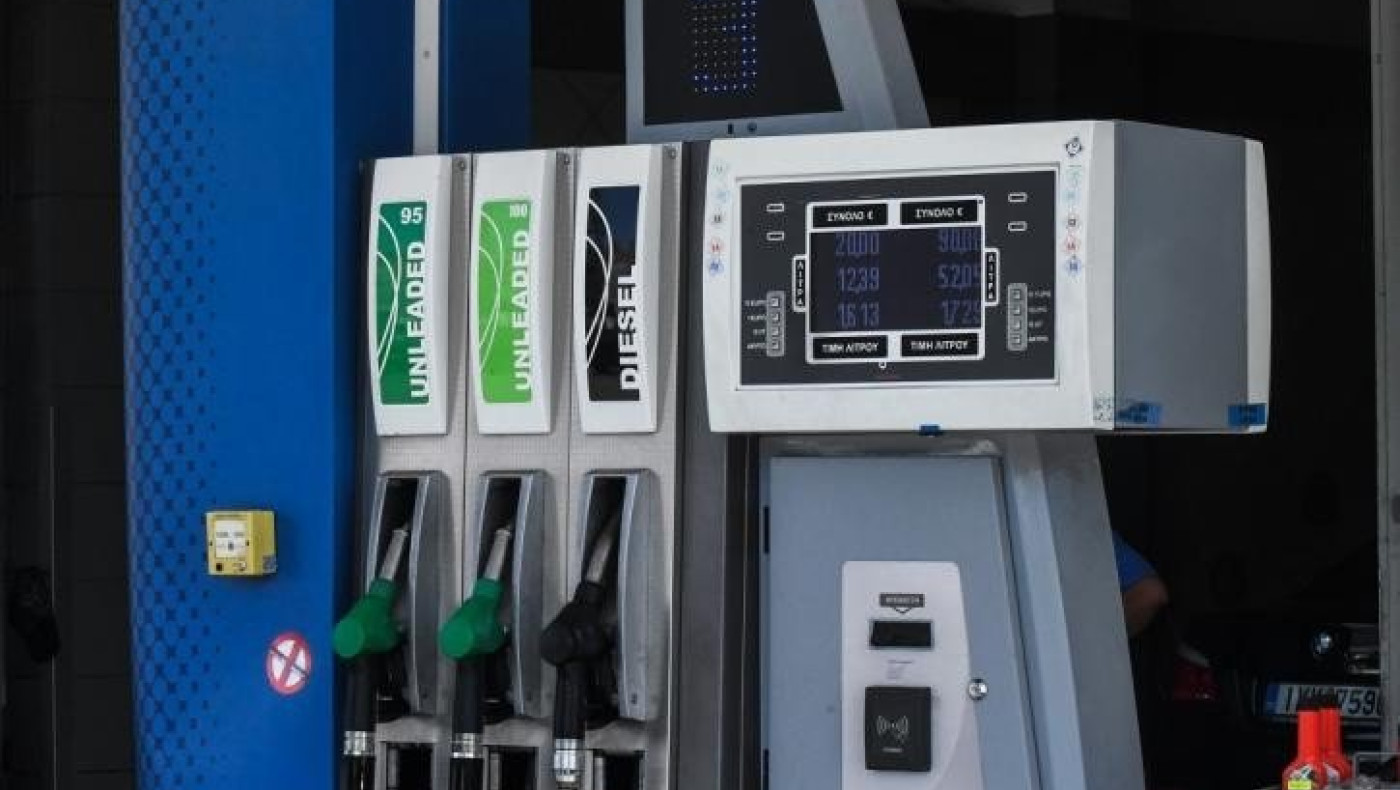 Καύσιμα: Γιατί πέφτει η τιμή με το σταγονόμετρο