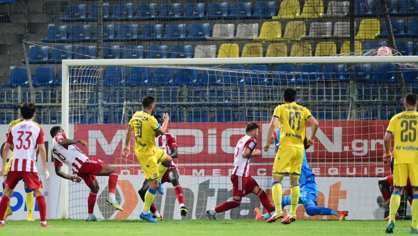 «Δώρο» Καραντώνη ο βαθμός για τον Ολυμπιακό στην Τρίπολη