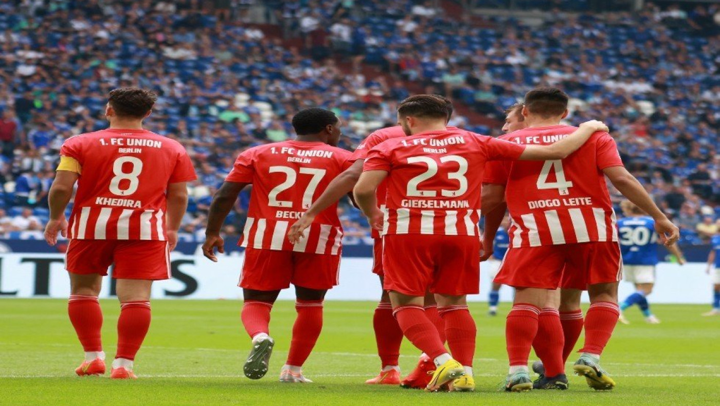 Τρομερή Ουνιόν έκανε πάρτι στο «Γκεζελκίρχεν, έβγαλε διπλό στο Βερολίνο η Ντόρτμουντ
