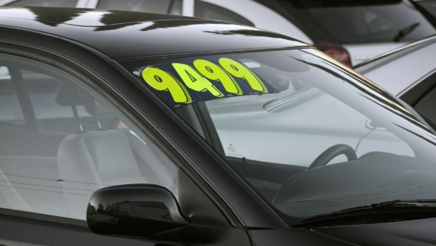 Αισχροκέρδεια στα μεταχειρισμένα: Σε ισχύ οι περιορισμοί στην πώλησή τους