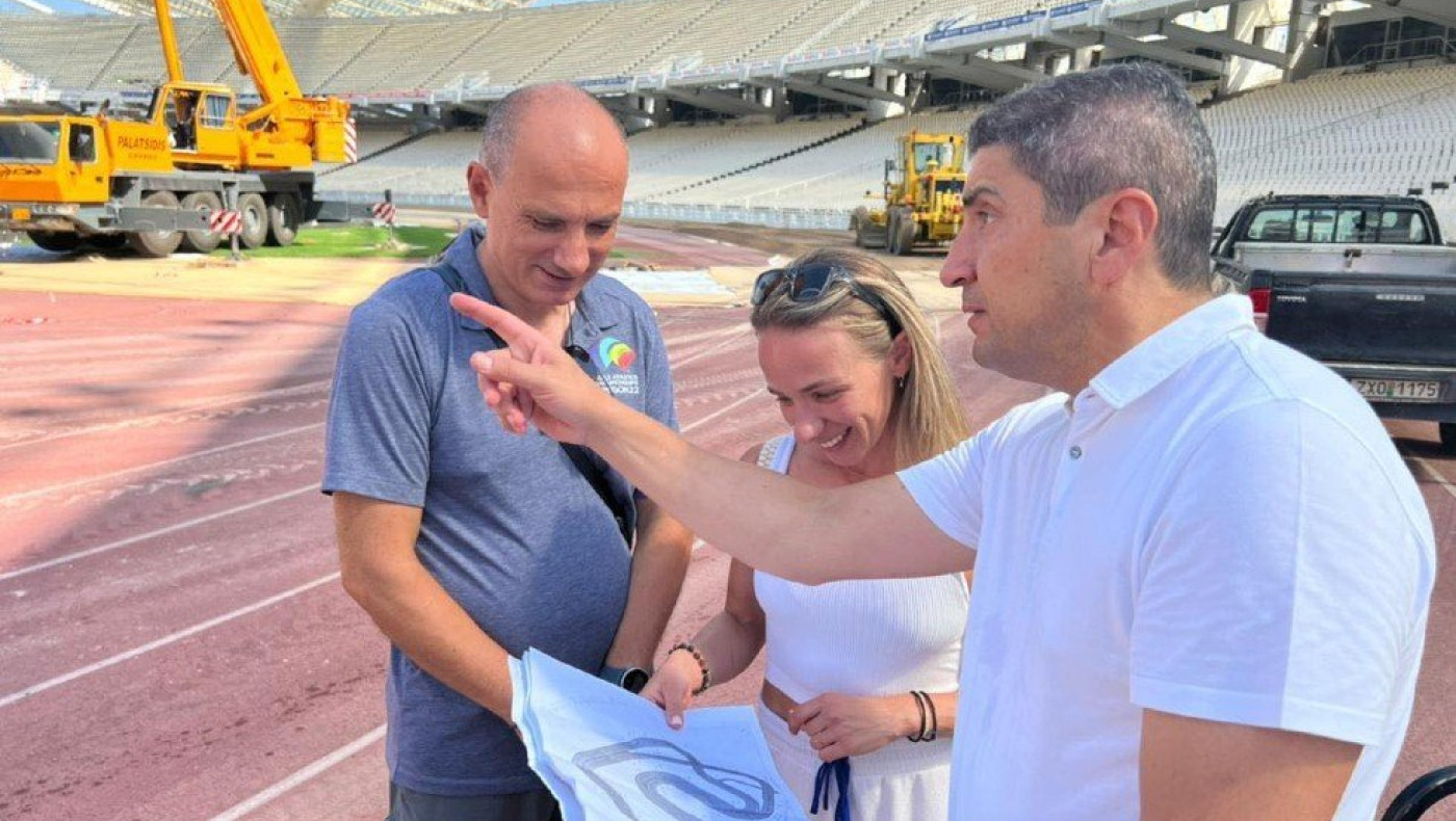 Στο ΟΑΚΑ με την Αντιγόνη Ντρισμπιώτη ο Λευτέρης Αυγενάκης