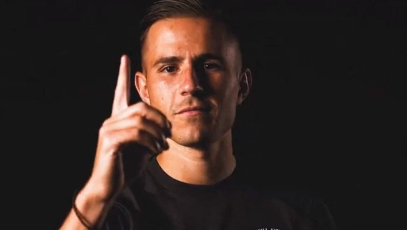 Και με τη βούλα στη Χάλ ο Δημήτρης Πέλκας!