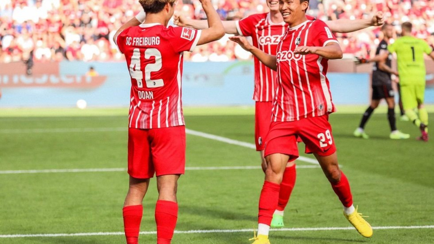 Τρομερή Φράιμπουργκ άλωσε τη «Μπάι Αρένα» και σκαρφάλωσε στην κορυφή της Μπουντεσλίγκα!