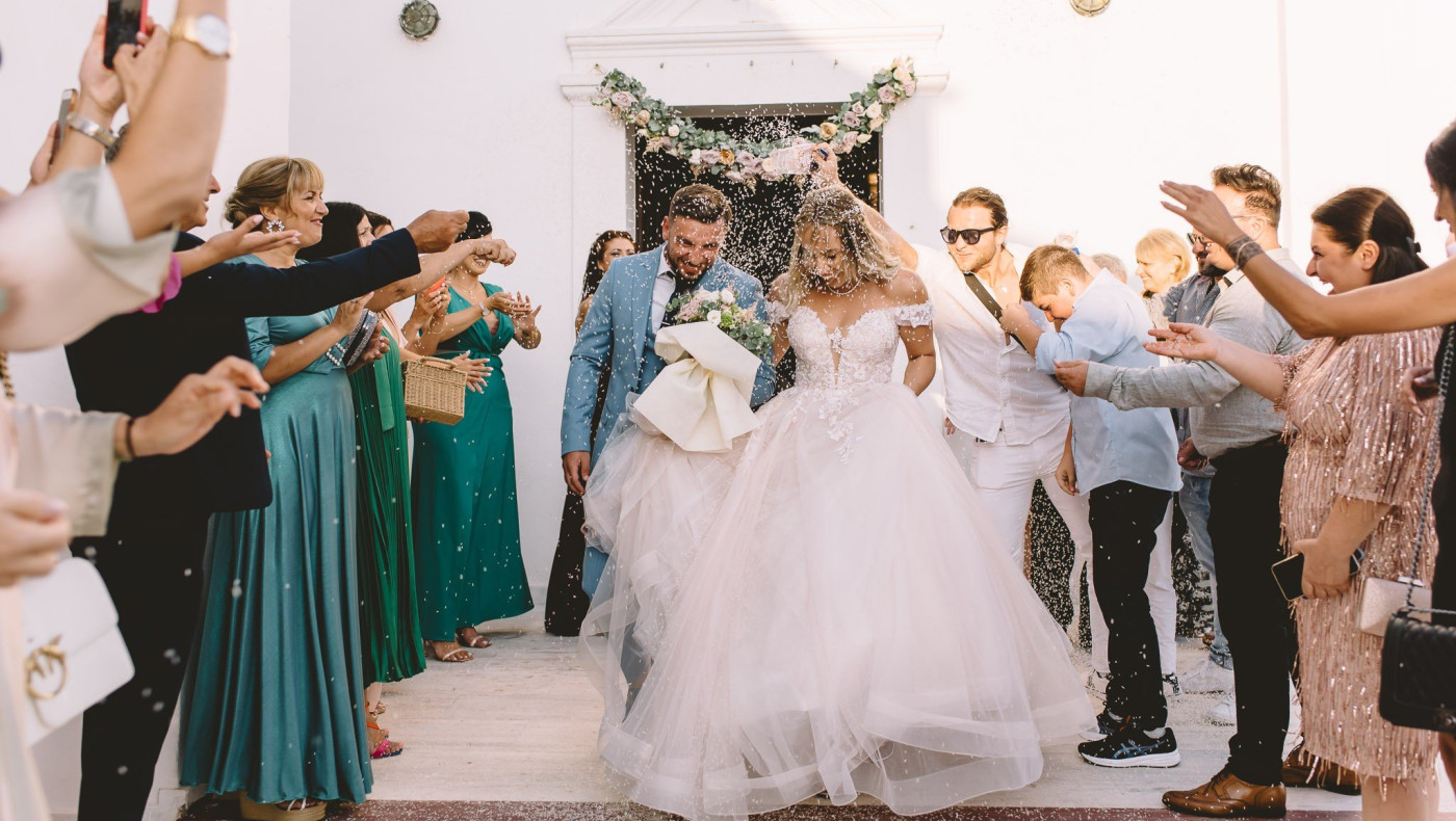 Αλέξανδρος Τσανικίδης - Έλενα Χατζηλιάδου: Οι γνωστοί αθλητές παντρεύτηκαν στη Σαντορίνη