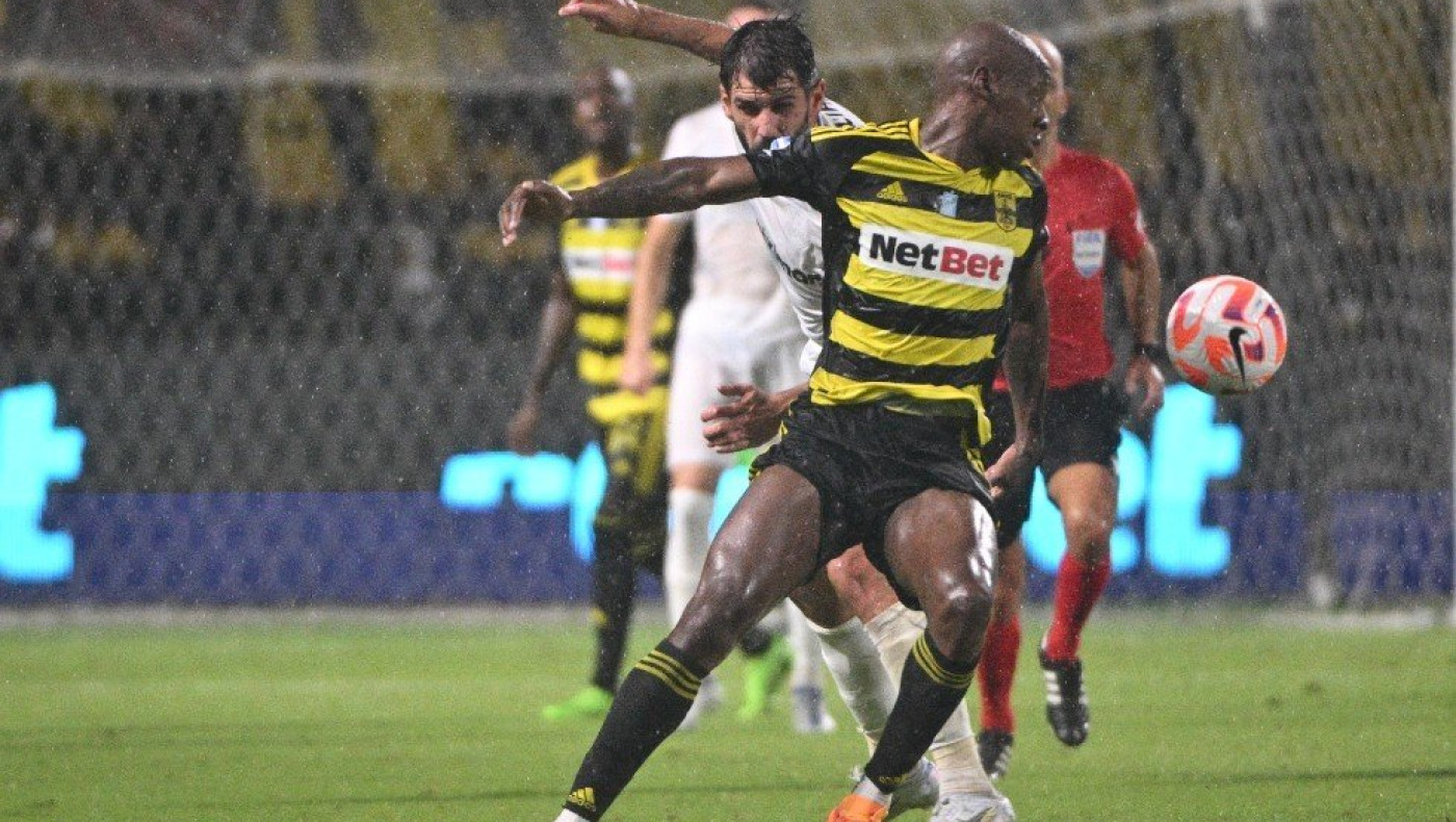 Άρης: Νταμπό ξανά με... ΑΕΚ