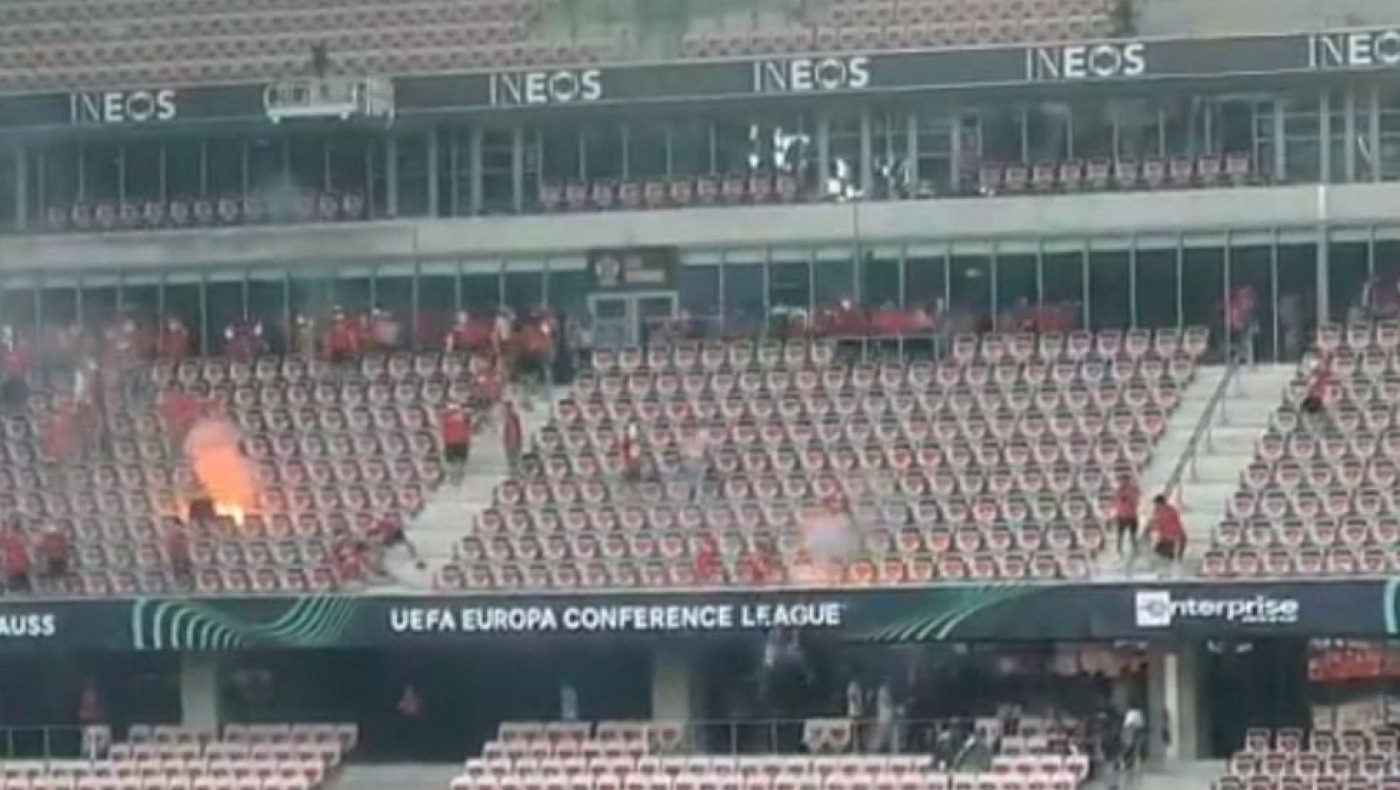 Νις - Κολωνία: Η πτώση Γερμανού οπαδού από το πάνω διάζωμα (vid)